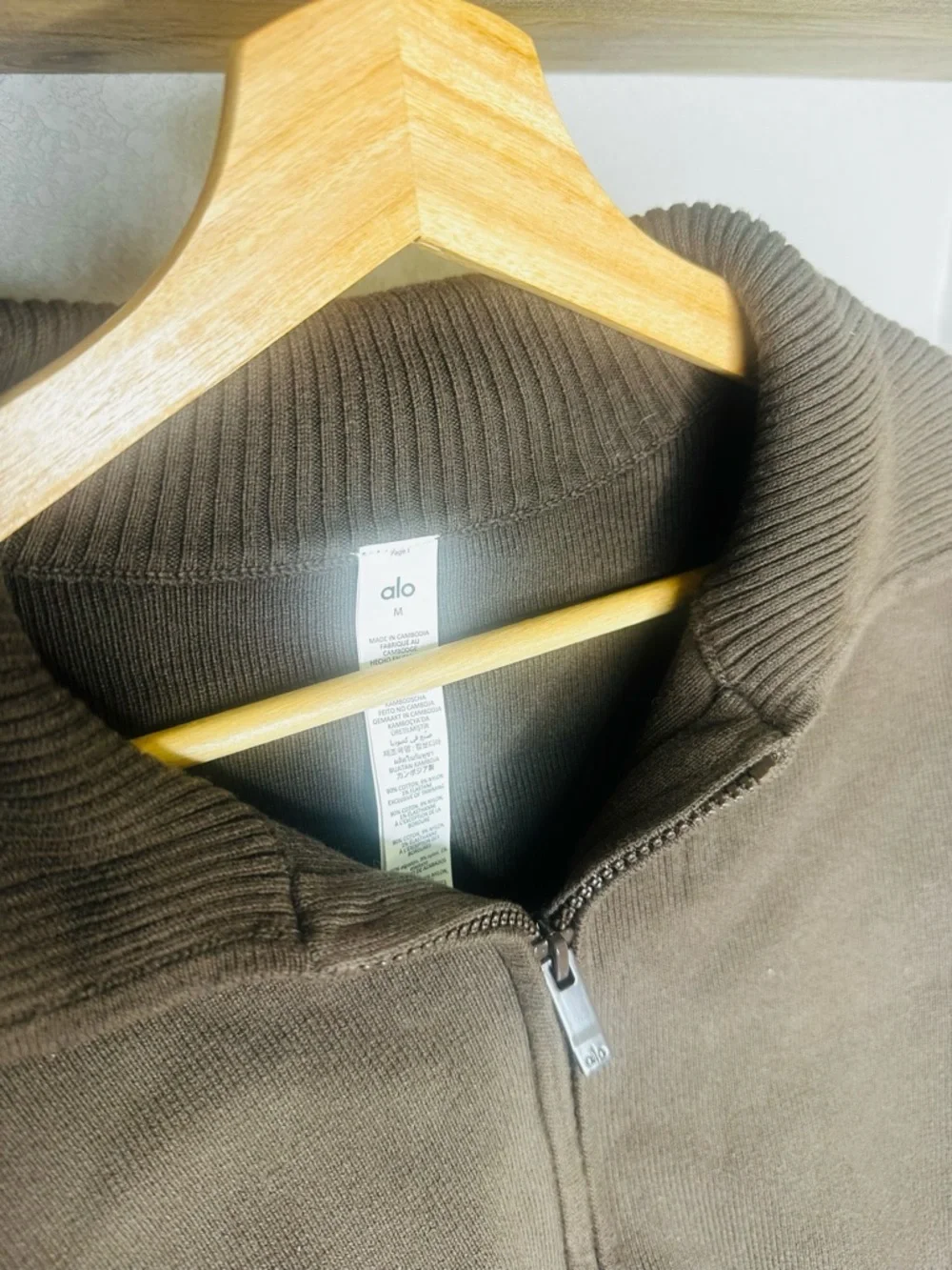 🆕 ALO Yoga Scholar Knit Cropped Full Zip Jacket • Espresso / Brown • Sz M - Picture 4 of 6
